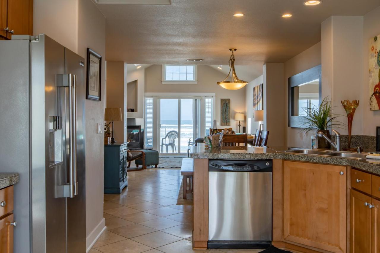Rockaway Beach Vibes,Waterfront Oceanfront Rockaway Beach House Near Downtown,Wifi, Washer Dryer 외부 사진