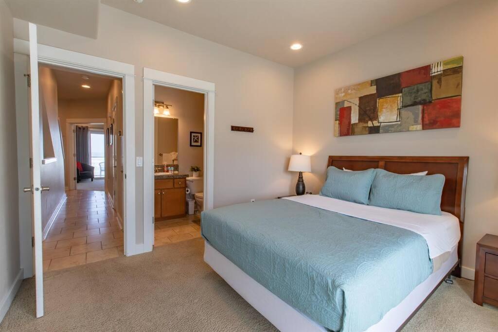 Rockaway Beach Vibes,Waterfront Oceanfront Rockaway Beach House Near Downtown,Wifi, Washer Dryer 외부 사진